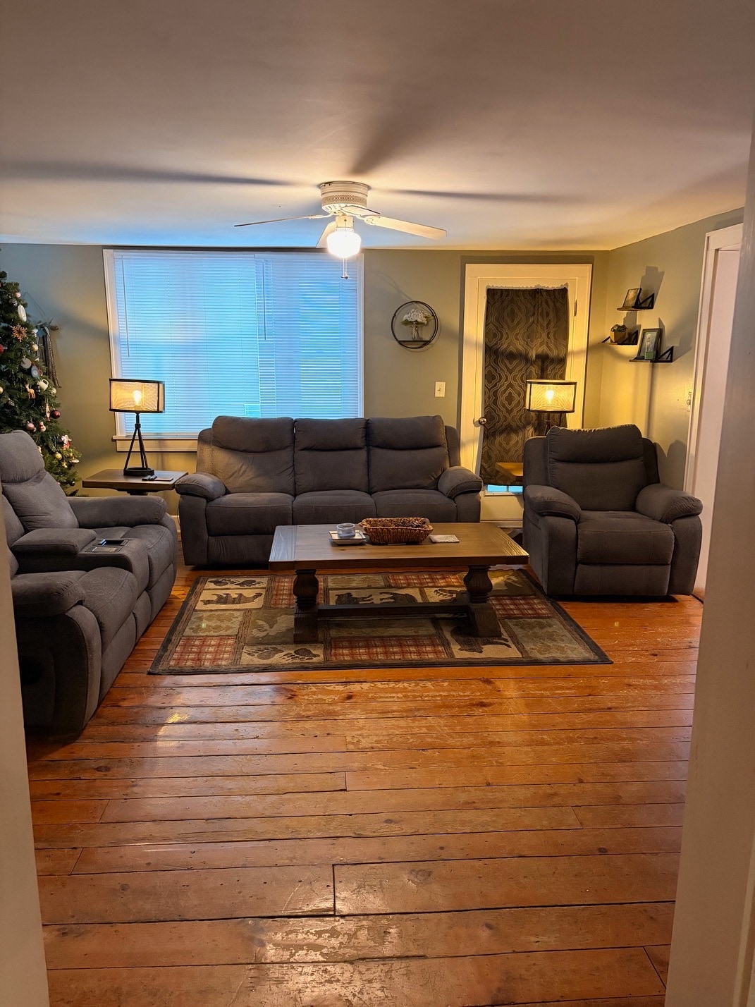 living room - 2644 E Sherman Hollow Rd