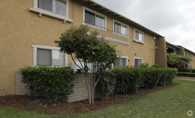 Building Photo - Franciscan Garden