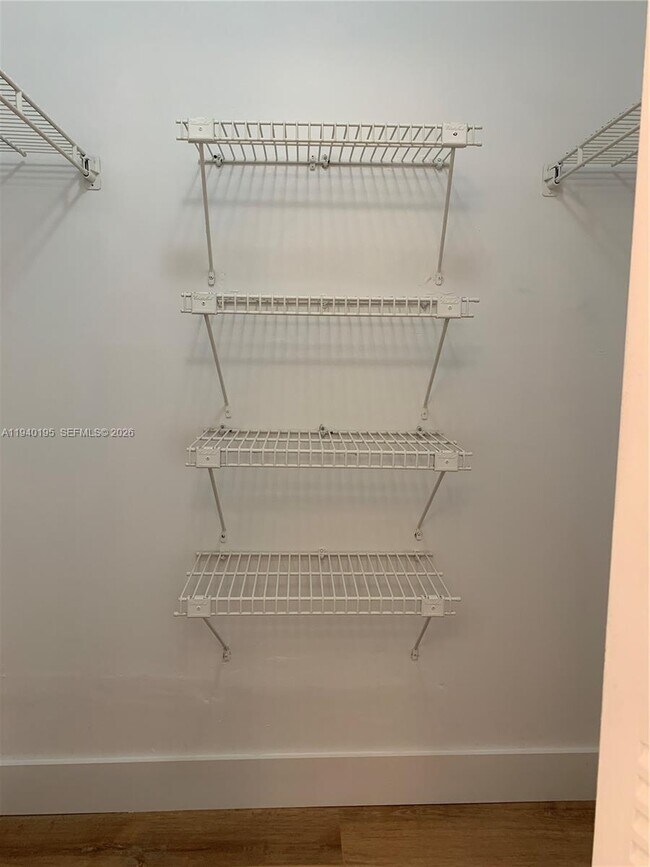 Building Photo - 16751 NE 9th Ave