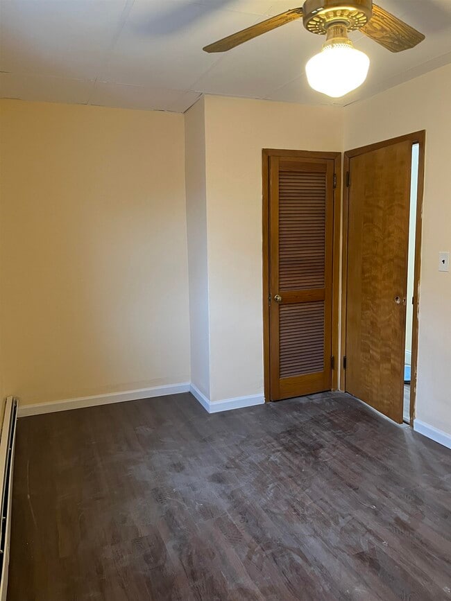 Building Photo - 36 Humphrey Ave