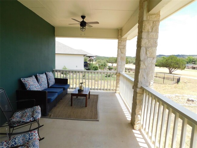 Building Photo - 424 Shayla Ln