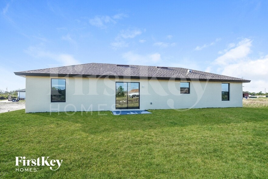 Building Photo - 3008 25th St SW