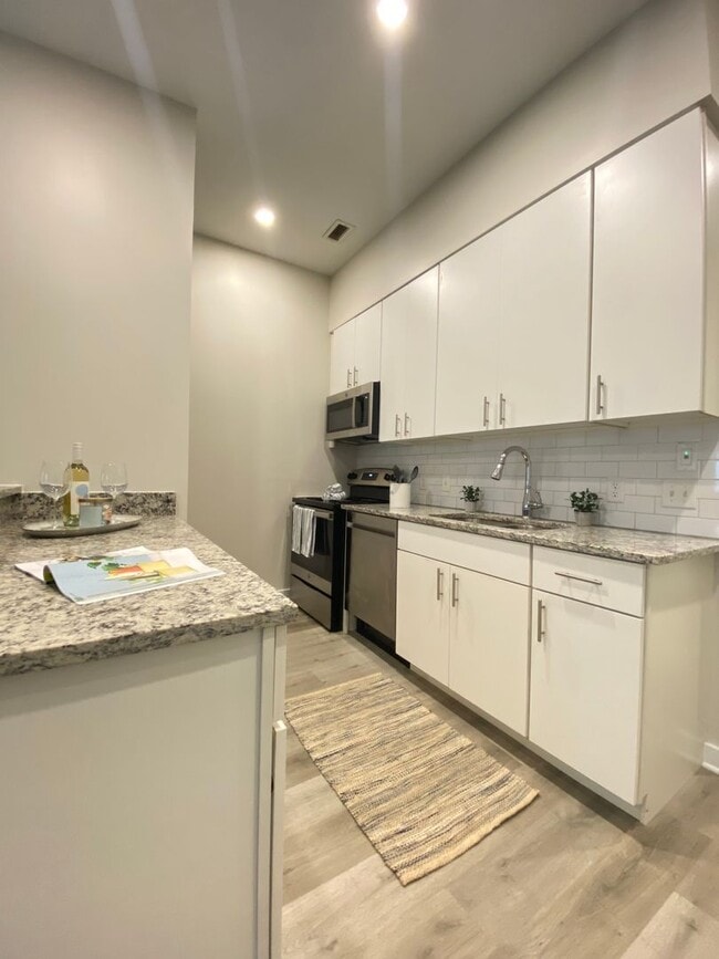 Interior Photo - Silver Creek Apartments | 1-3 Bedroom Apar...