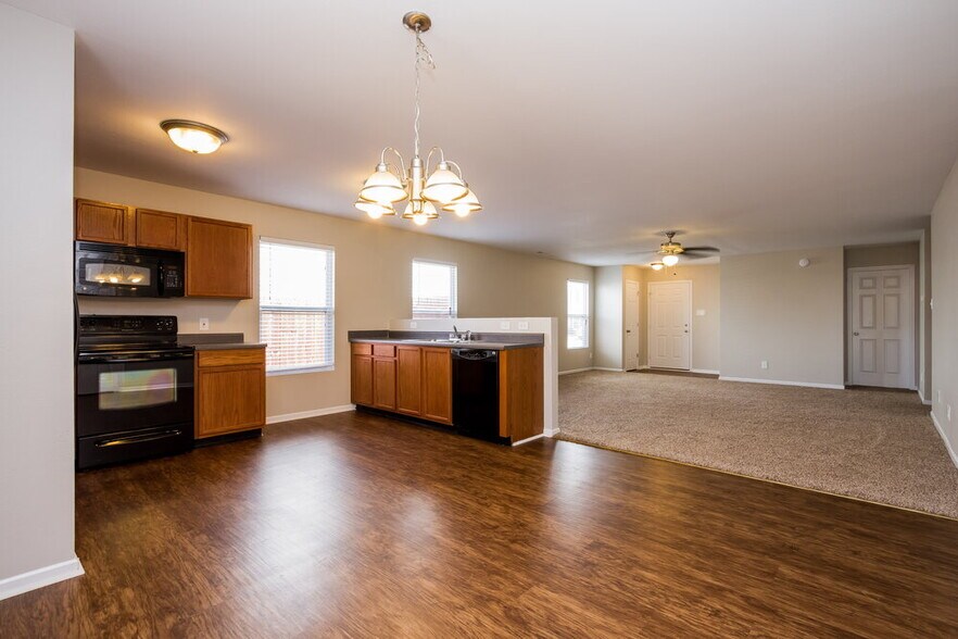 Building Photo - 10714 Gathering Dr