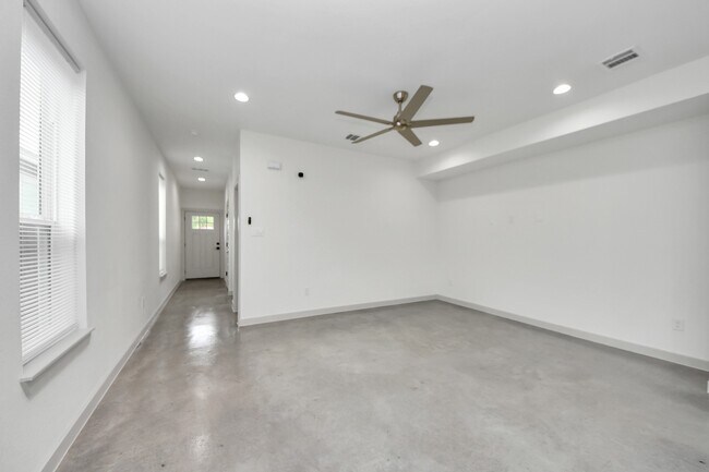 Building Photo - 7924 Booker St