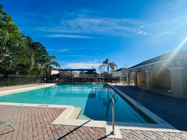 Building Photo - Spacious 4-Bedroom, 2-Bathroom Home for Re...