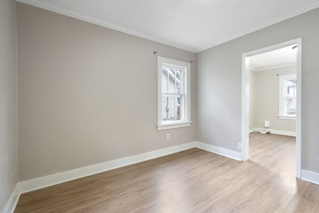 Building Photo - 609 Hammond Ave