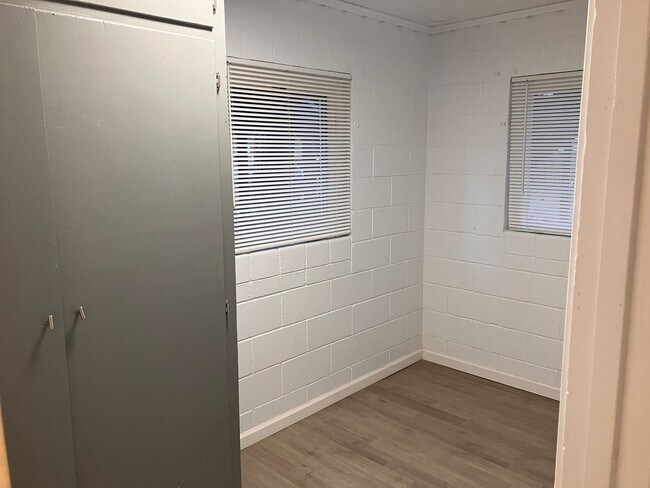 Building Photo - RO857-Grabowsky Enterprises LLC