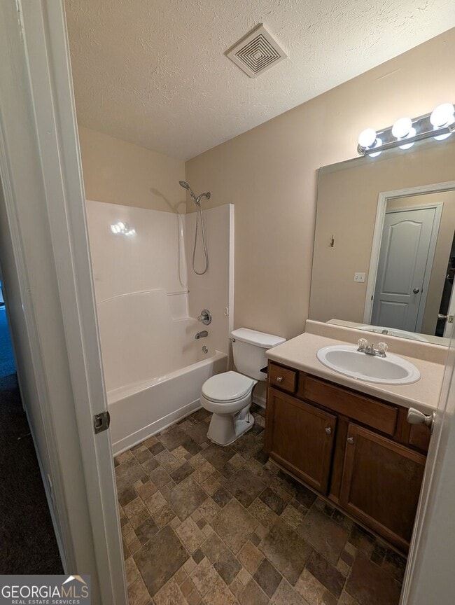 Building Photo - 144 Governor Ln