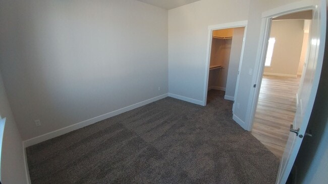 Building Photo - Modern 3 Bed, 2 Bath Pro-Made Rambler in R...