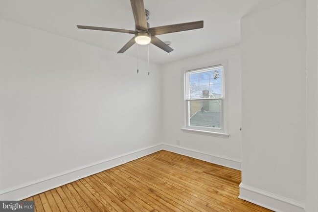 Building Photo - 5 Dowling Ave