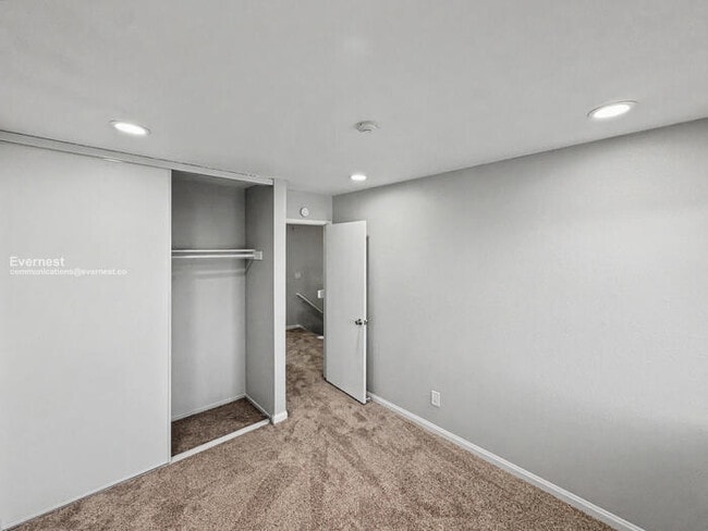 Building Photo - 6395 Joaquin Murieta Ave