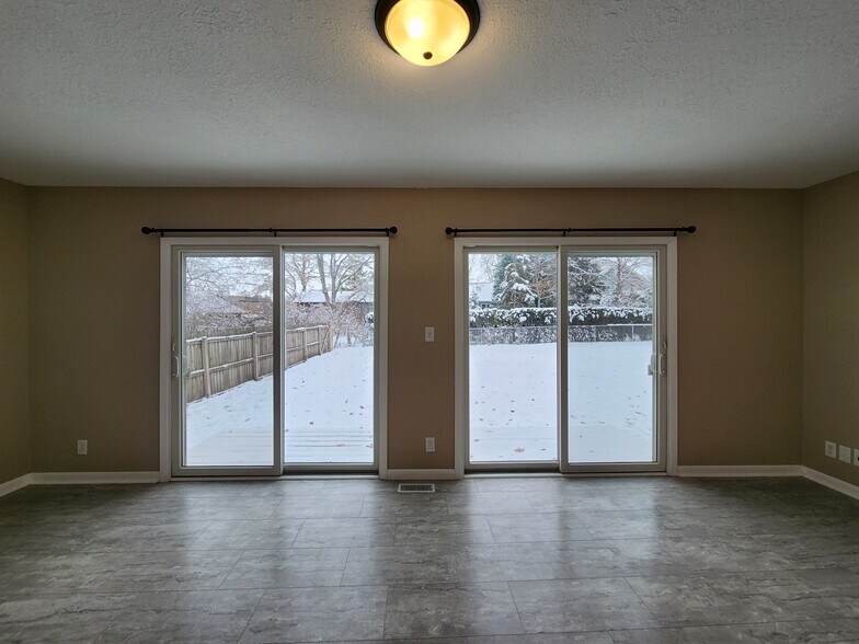 Building Photo - 1702 Clark Ave