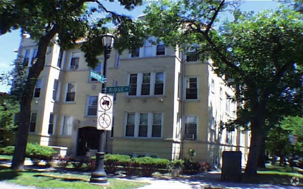 Building Photo - 127-129 Ridge Ave