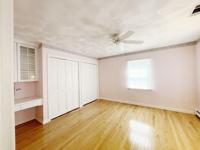 Building Photo - 24 Nugent Ln