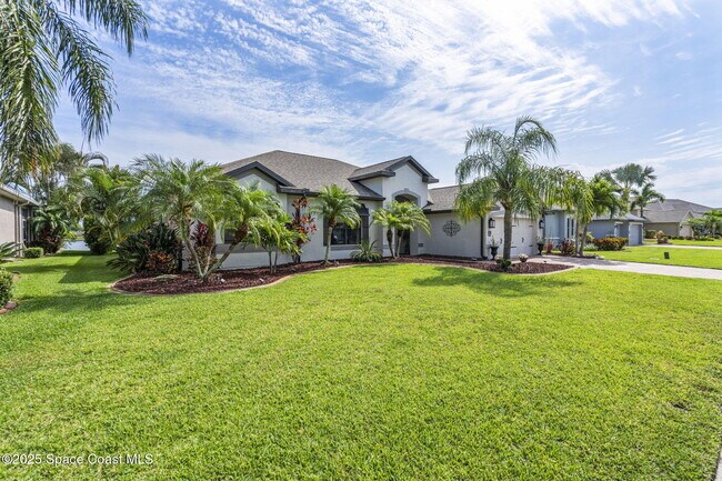Building Photo - 4650 Chardonnay Dr