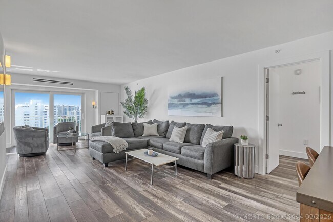 Building Photo - 3301 S Ocean Blvd