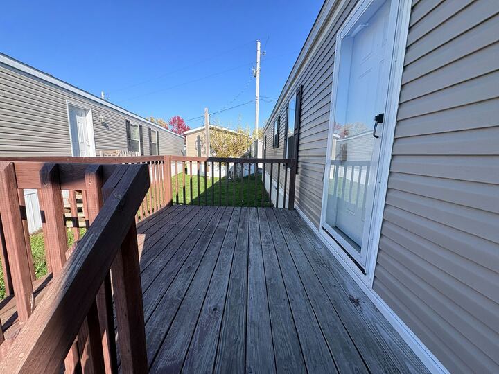 Building Photo - 10610 State Rte 762