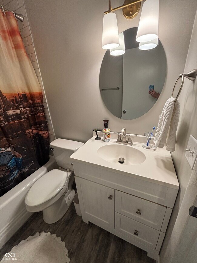 Building Photo - 41 Blairsden Ave