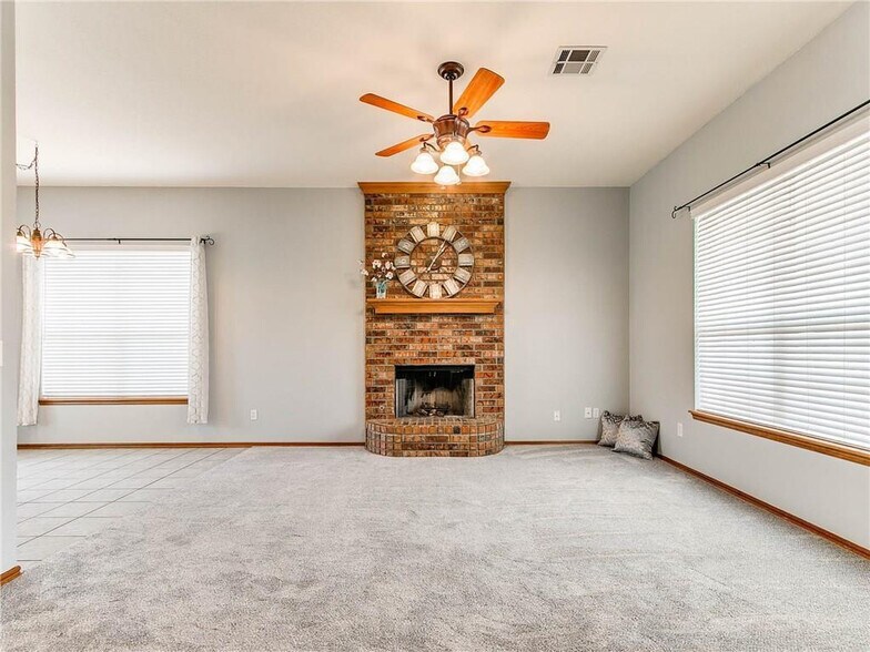 Building Photo - 1712 Cherokee Trail