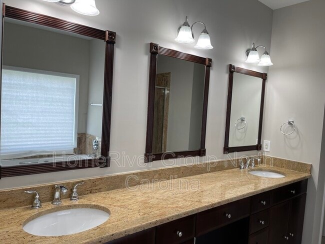 Building Photo - 4586 Worthing Chase Dr