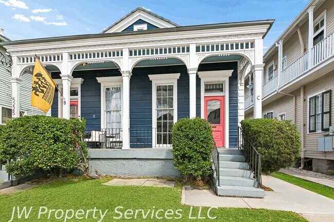 Building Photo - 5225 Magazine St