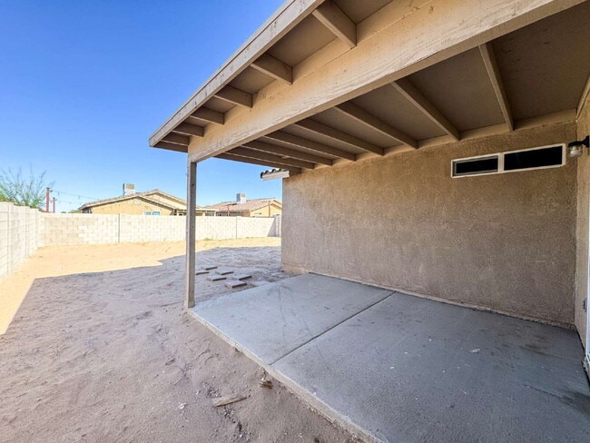 Building Photo - NEWLY BUILT 3-Bed, 2-Bath Home in Yuma!"