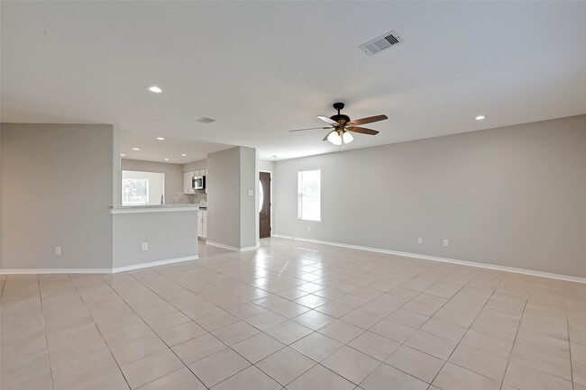 Building Photo - 5011 Redwing Brook Trail