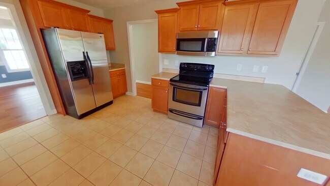 Building Photo - 622 Thorncliff Dr