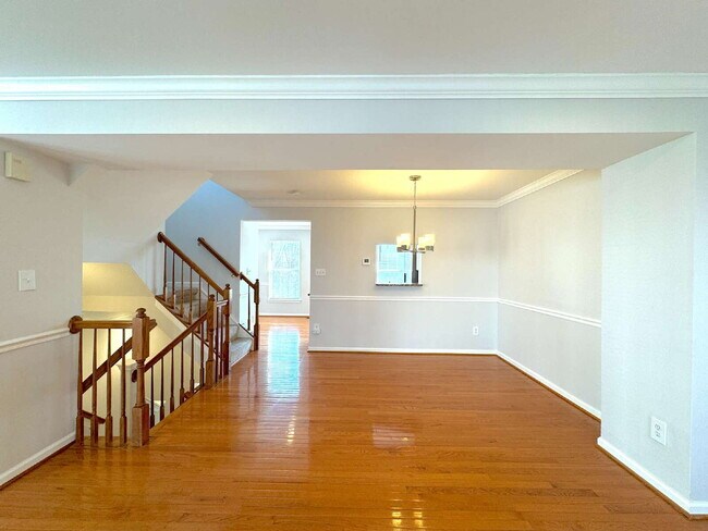 Building Photo - Inviting Suburban Retreat with Spacious Layout and Timeless Hardwood Flooring