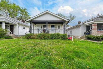 Building Photo - 937-939 N Drexel Ave