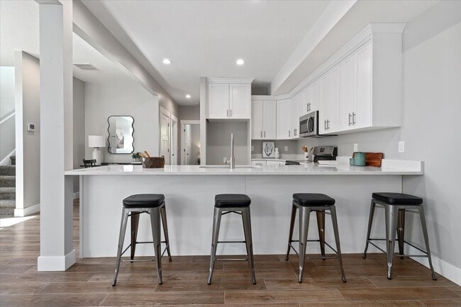 Building Photo - 404 W 2700 S