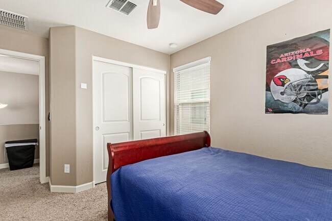 Building Photo - STUNNING 2 story home in Mesa! Plenty of s...