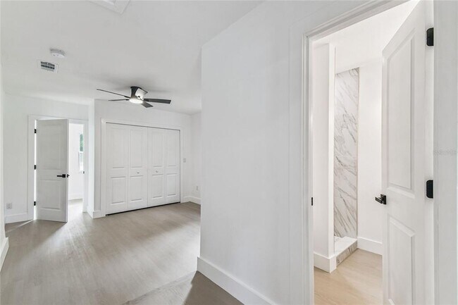 Building Photo - 16107 Sea Pines Dr