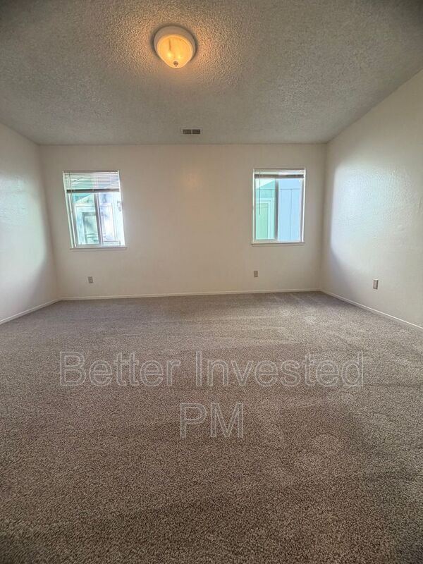 Building Photo - 304 Cooper Ln