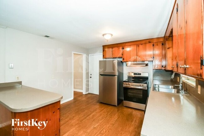 Building Photo - 3741 Culp Dr