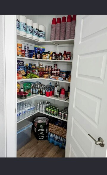 Building Photo - 1920 Centerline Ln