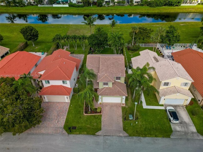 Building Photo - 4593 NW 7th Pl