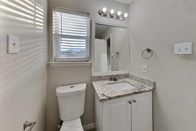 Building Photo - 19103 Remington Manor Dr