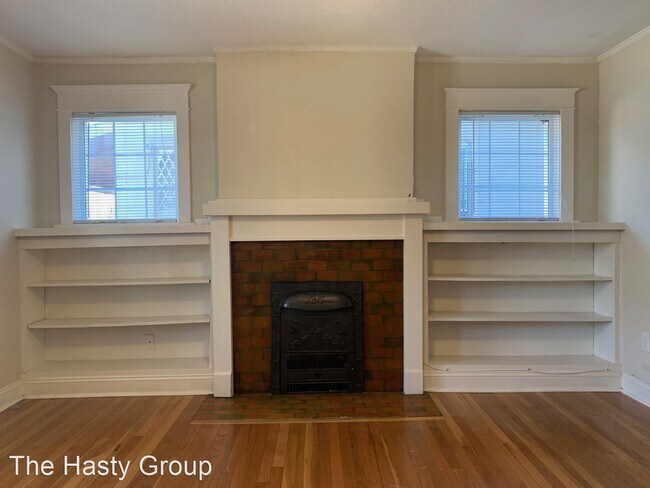 Building Photo - 2 br, 1 bath House - 3241 Gillham Rd - Unit 1