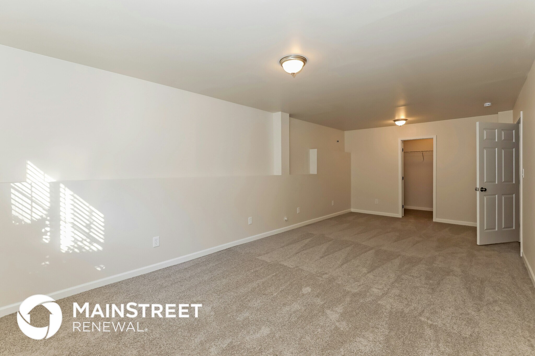 Building Photo - 316 Player's Cir