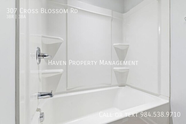 Building Photo - 307 Cross Blossom Rd
