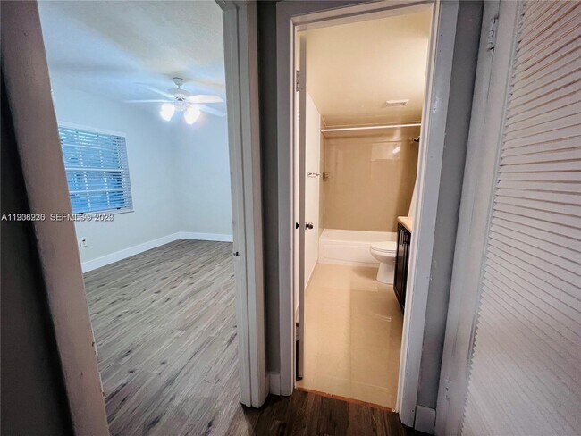 Building Photo - 7060 NW 173rd Dr