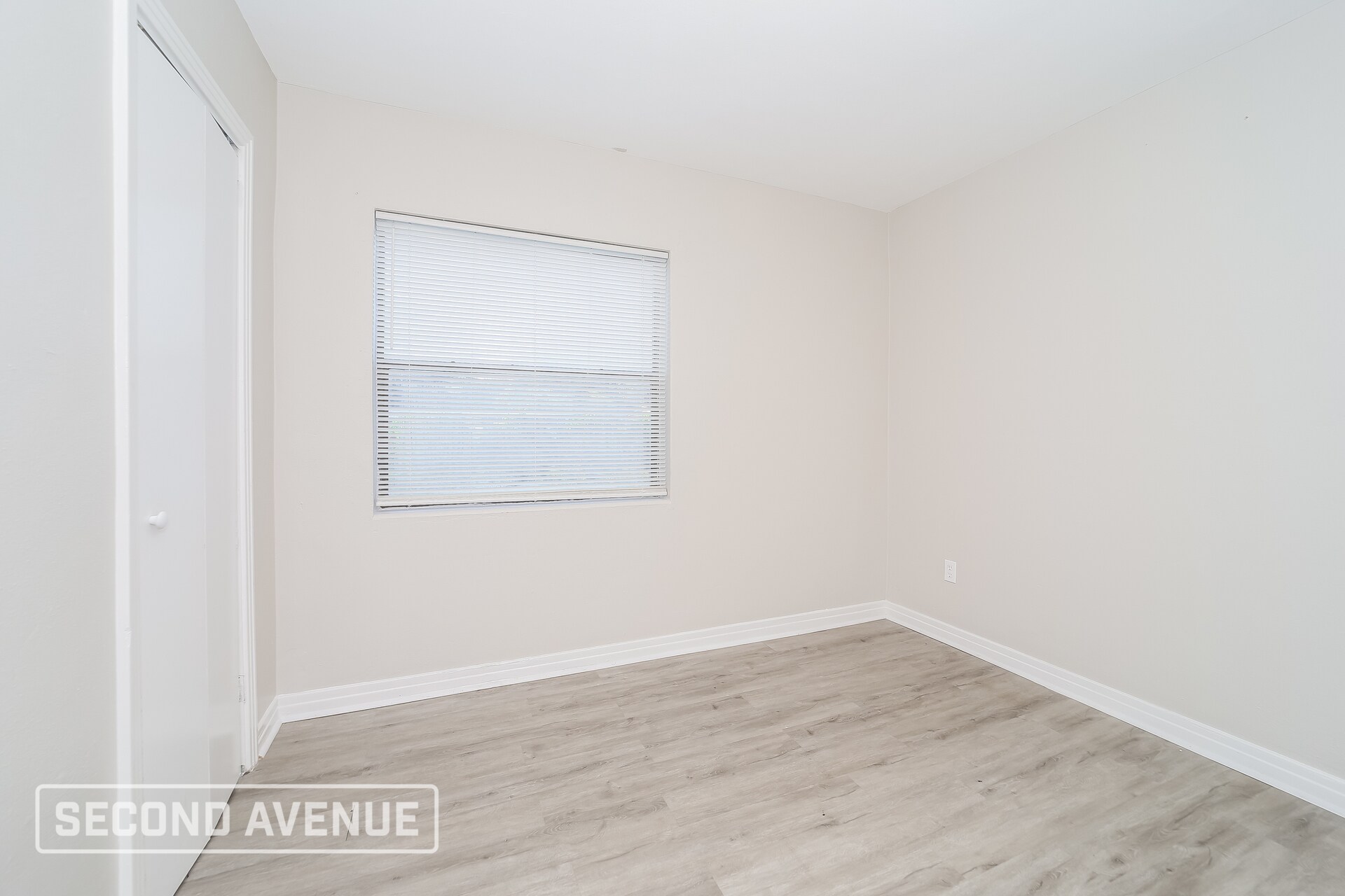 Building Photo - 5129 Columbus Ave