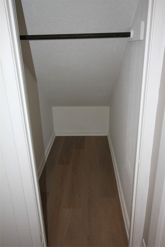 Building Photo - 5400 Sheldon St