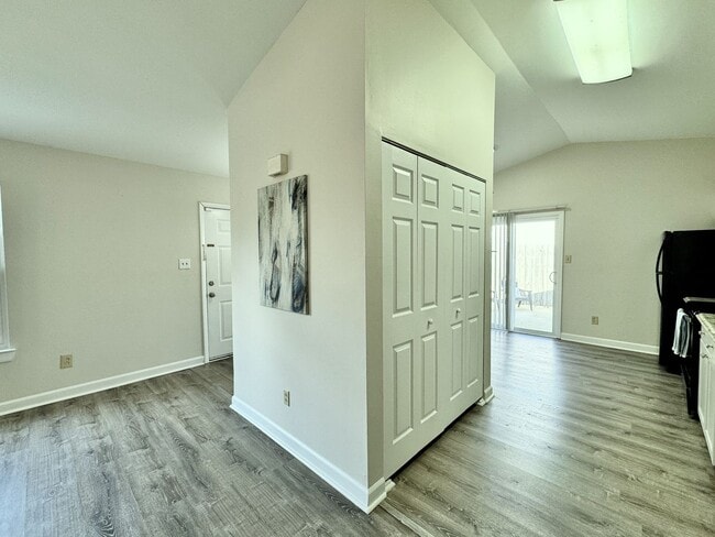 Building Photo - Updated & Ready NOW! Adorable 3-Bedroom Ranch 4 Miles to Dam Neck Base & Oceana - HUGE Fenced Bac...