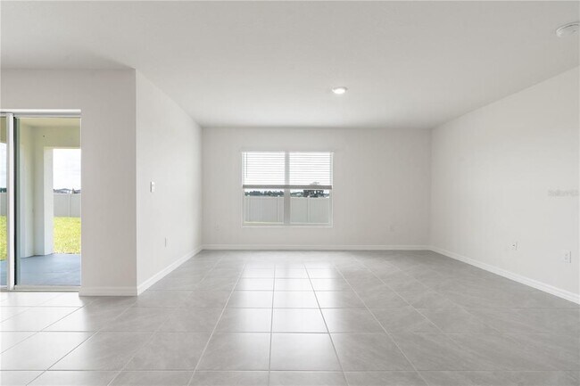 Building Photo - 4762 SW 88th Ln