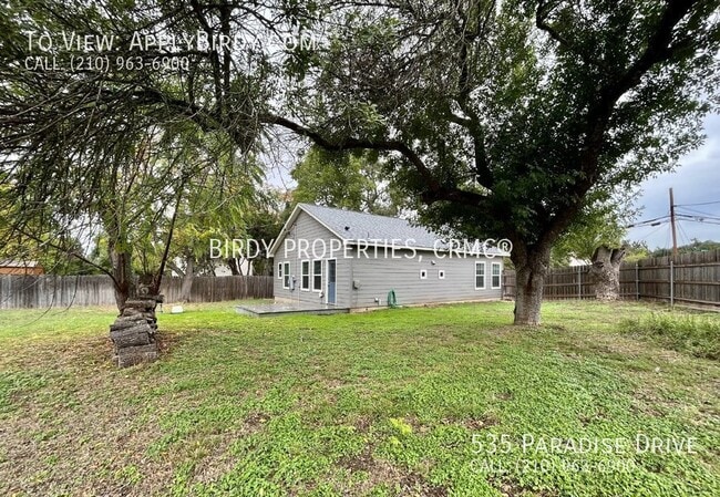 Building Photo - *3 Bed, 2 Bath Home Located Next to Canyon...