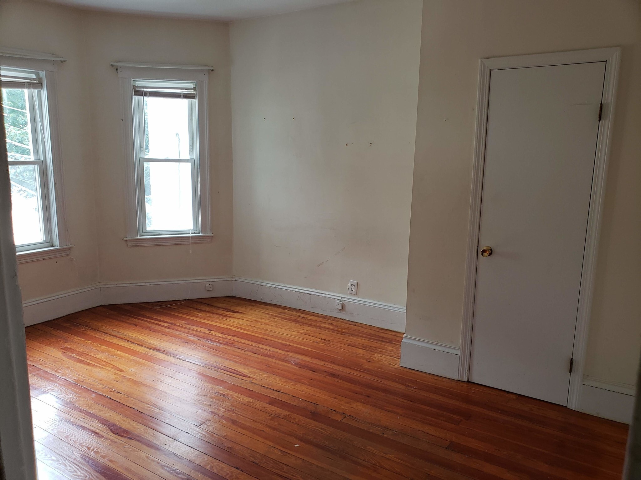 Building Photo - 348 Faneuil St