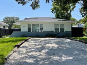 Building Photo - 1668 24th Ave N